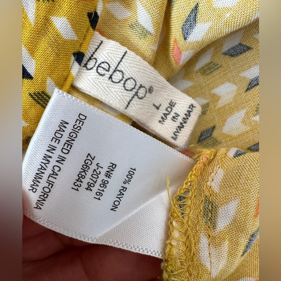 🛍️ bebop cut Romper shorts excellent condition. - Picture 9 of 9